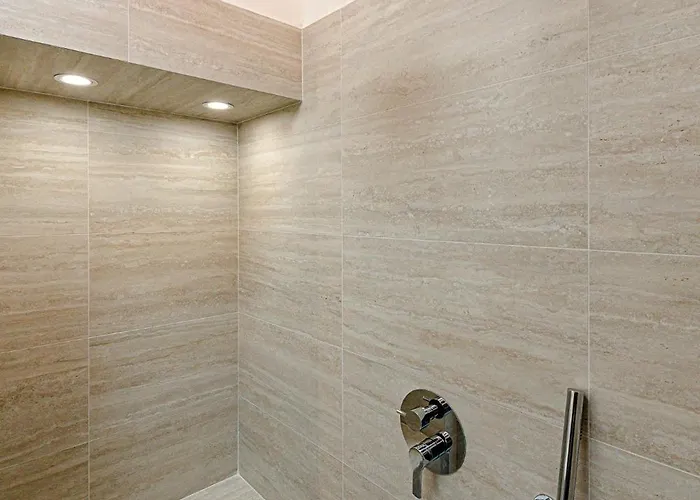 Luxury Pantheon דירה